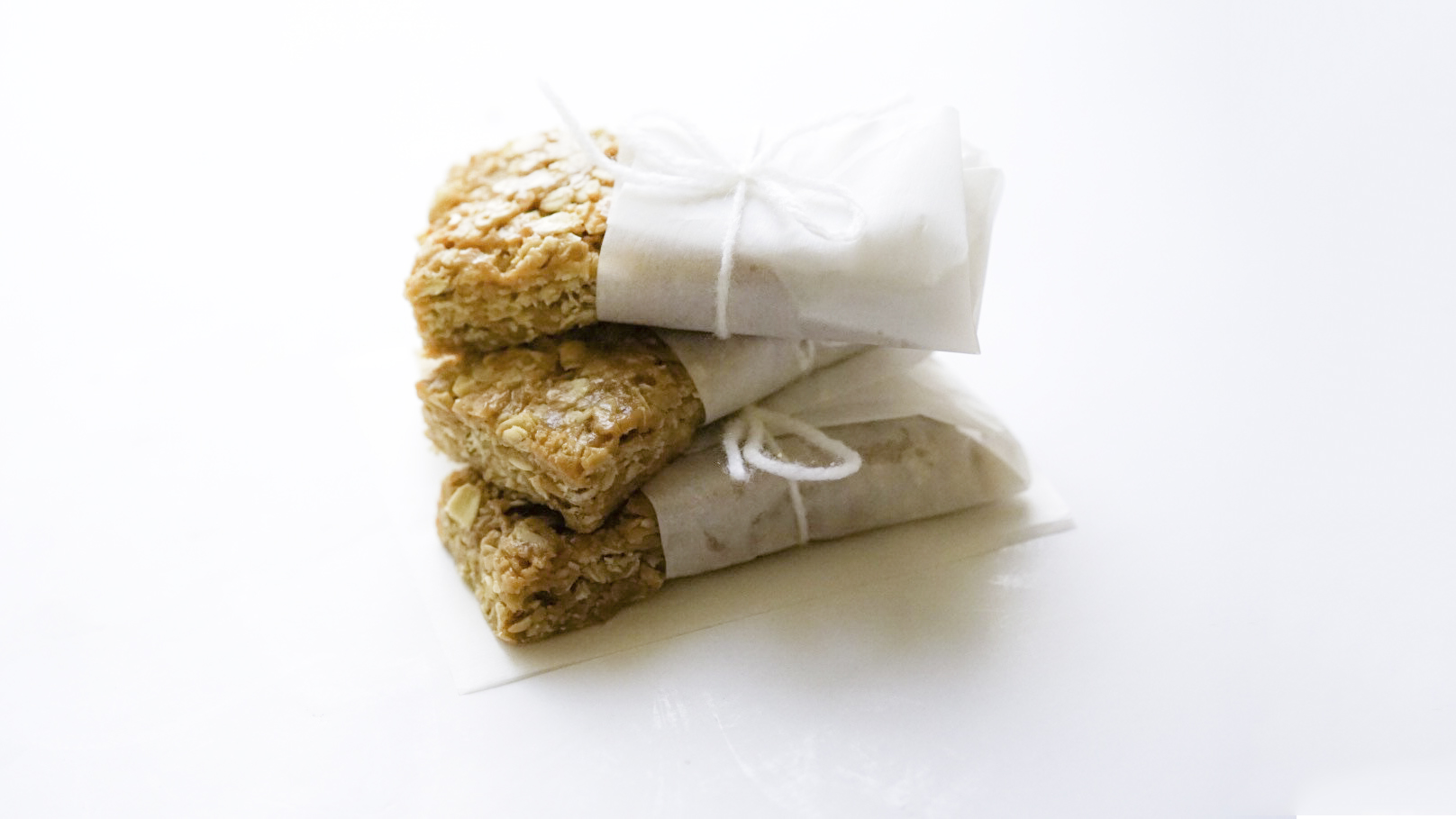 Homemade Chewy Peanut Butter Granola Bars