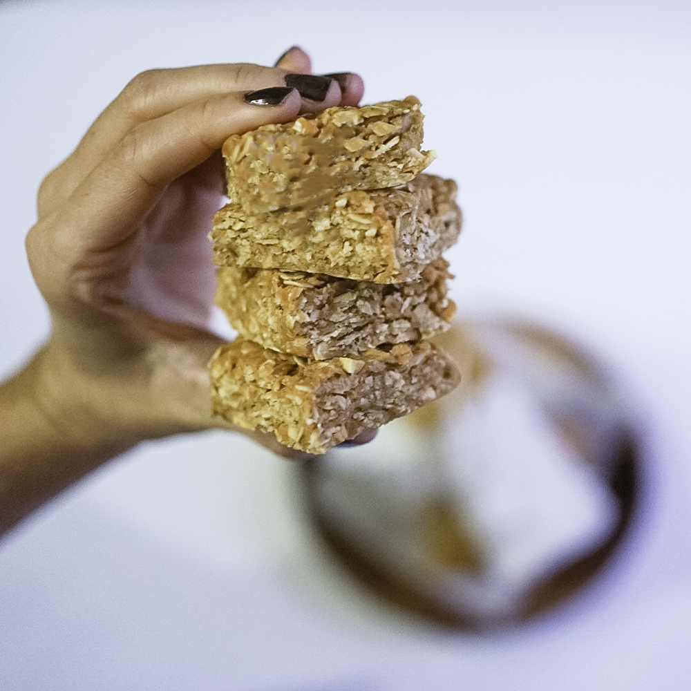 Homemade Peanut Butter Granola Bars with Oats