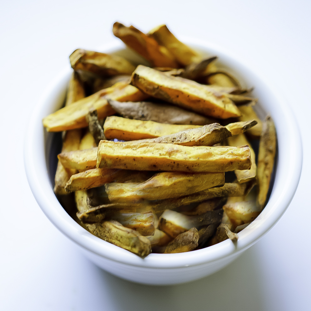 Crispy Air fryer Sweet Potato Fries #myvegetarianfamily