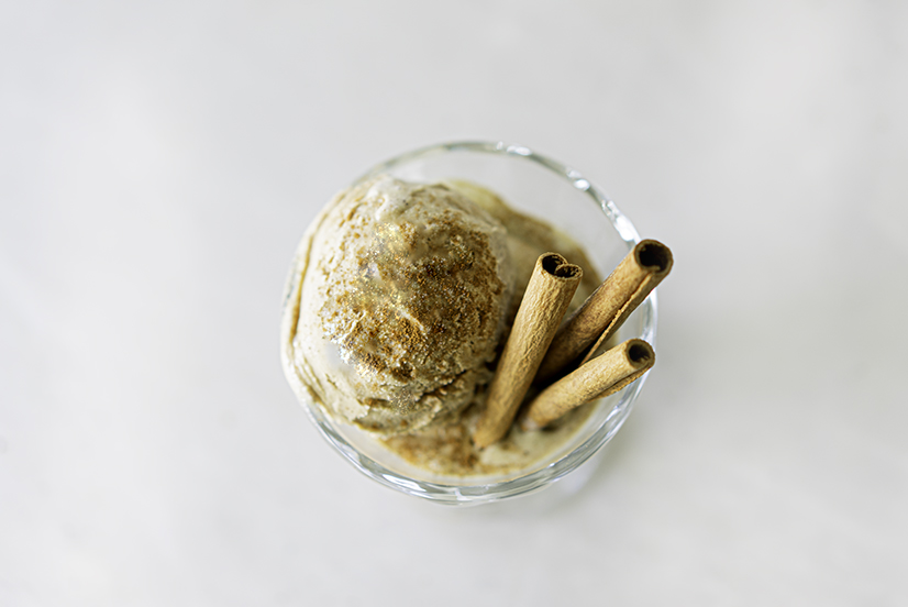 The Best Cinnamon Ice Cream Recipe | Marble Slab Copycat | My Vegetarian Family #homemadecinnamonicecream #marbleslabcopycat