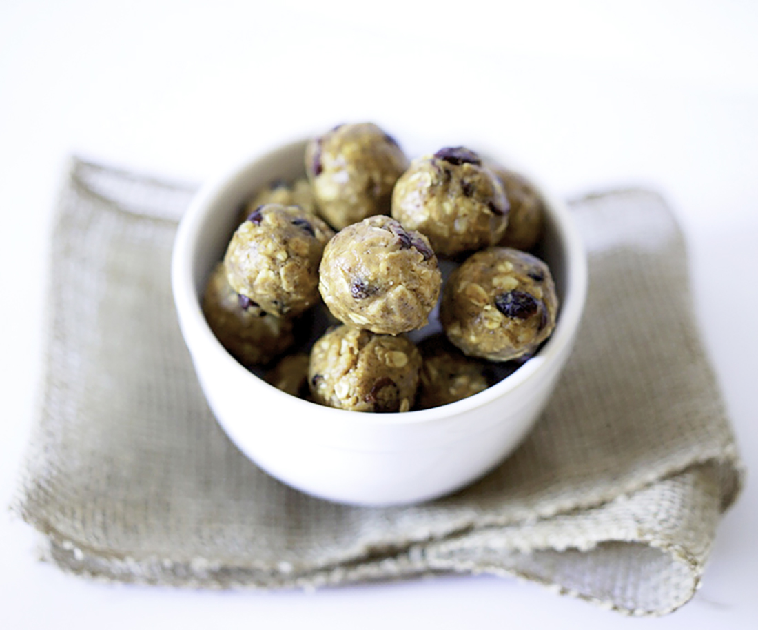 Cranberry Peanut Butter Energy Bites