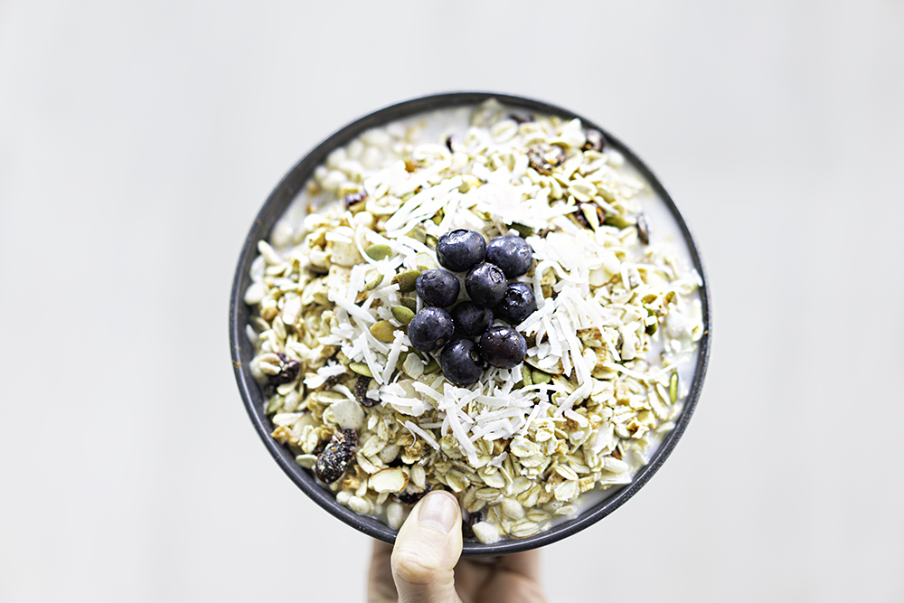 Is Your Granola Boring My Vegetarian Family Taras Tuesday Tips #muesli #veganbreakfast #veganoatmeal