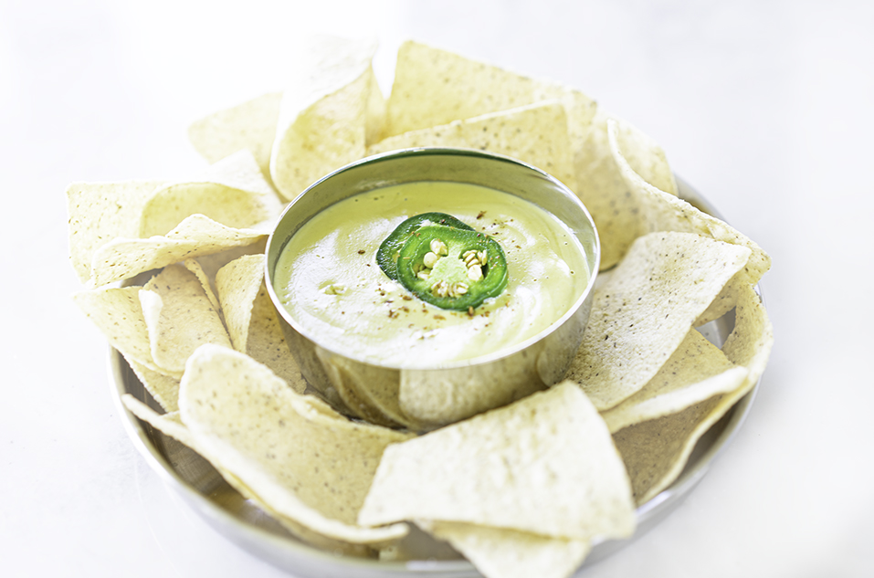 Dairy Free Roasted Jalapeno Blender Queso | My Vegetarian Family #dairyfree #homemadequeso #veganqueso #roastedjalapenos #blenderqueso