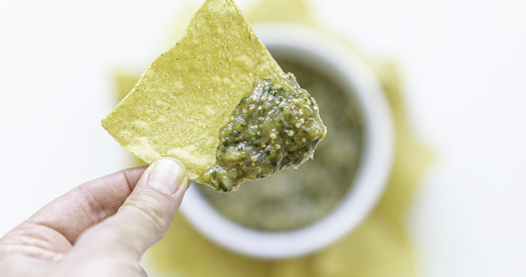 Chipotle Tomatillo Salsa Copycat (Medium Salsa!)