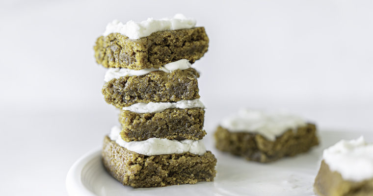 Peanut Butter Blondies (Vegan!)