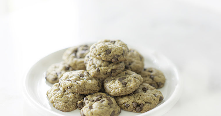 Vegan Oat Flour Chocolate Chip Cookies