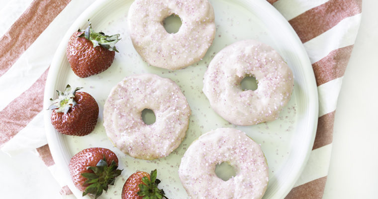 Baked Vegan Strawberry Donuts