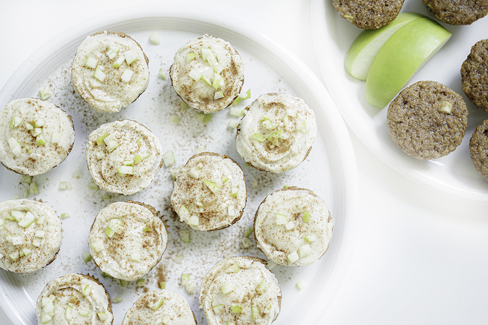 Vegan Apple Cinnamon Mini Muffins