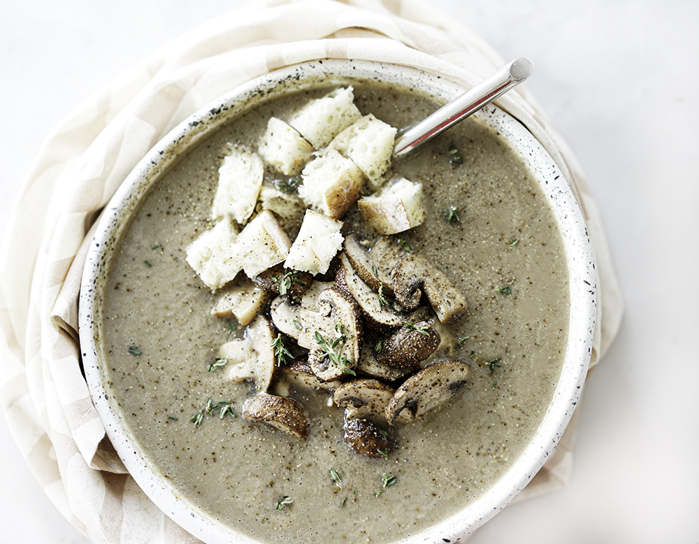 Easy Vegan Cream of Mushroom Soup Recipe | My Vegetarian Family #vegancreamofmushroomsoup