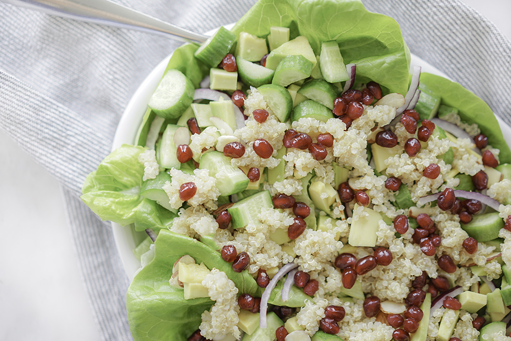 Pomegranate Quinoa Salad Recipe | My Vegetarian Family #pomegranatesalad